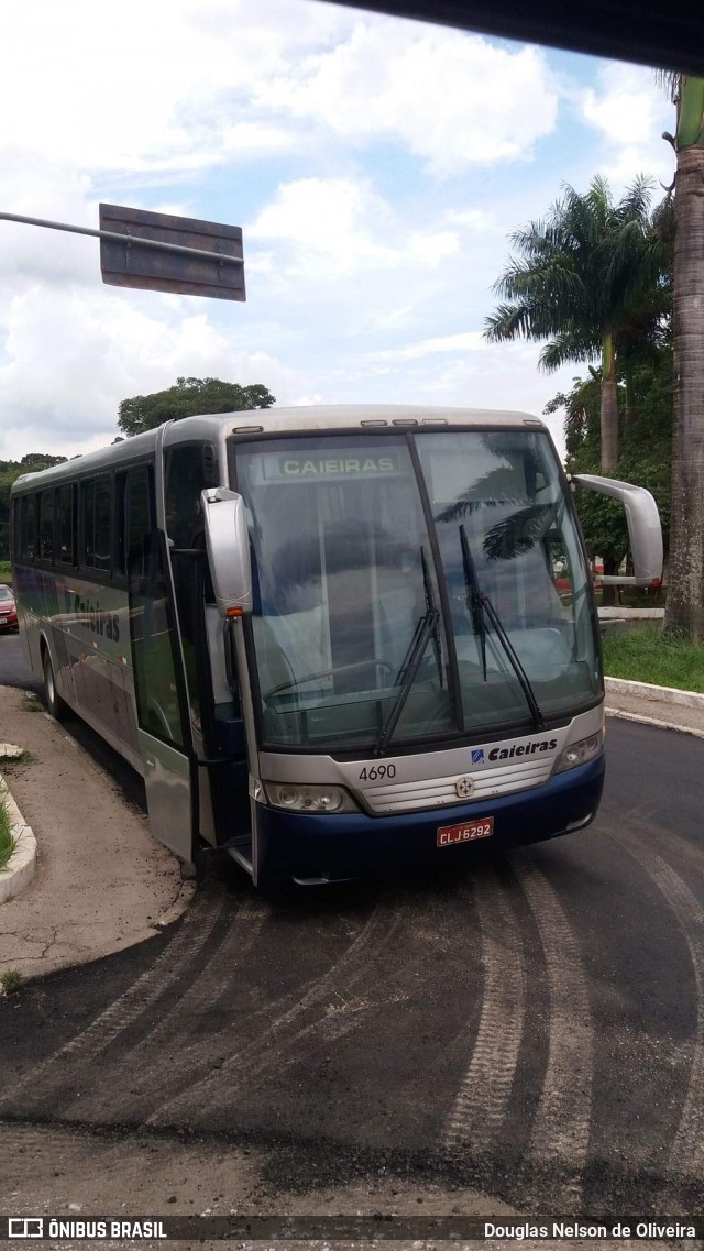 Viação Cidade de Caieiras 4690 na cidade de Brasil, por Douglas Nelson de Oliveira. ID da foto: 6499701.