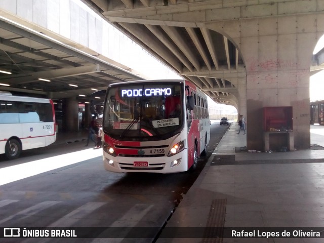 Pêssego Transportes 4 7159 na cidade de São Paulo, São Paulo, Brasil, por Rafael Lopes de Oliveira. ID da foto: 6500863.