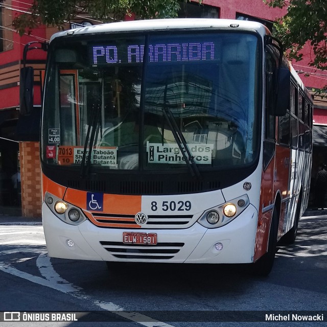Unicoopers 8 5029 na cidade de São Paulo, São Paulo, Brasil, por Michel Nowacki. Número da foto: #6504687.