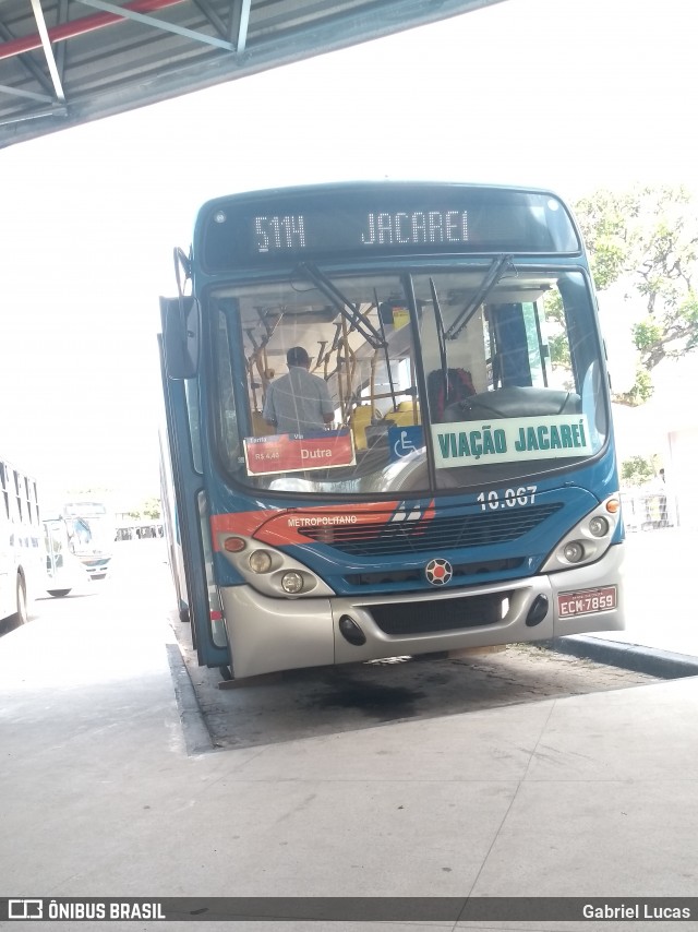 Viação Jacareí 10.067 na cidade de São José dos Campos, São Paulo, Brasil, por Gabriel Lucas. Número da foto: #6508309.