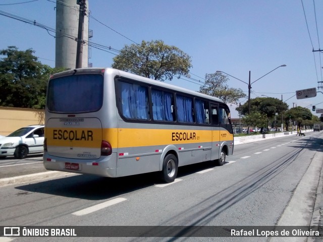 Escolares 42.218 na cidade de São Paulo, São Paulo, Brasil, por Rafael Lopes de Oliveira. ID da foto: 6507904.