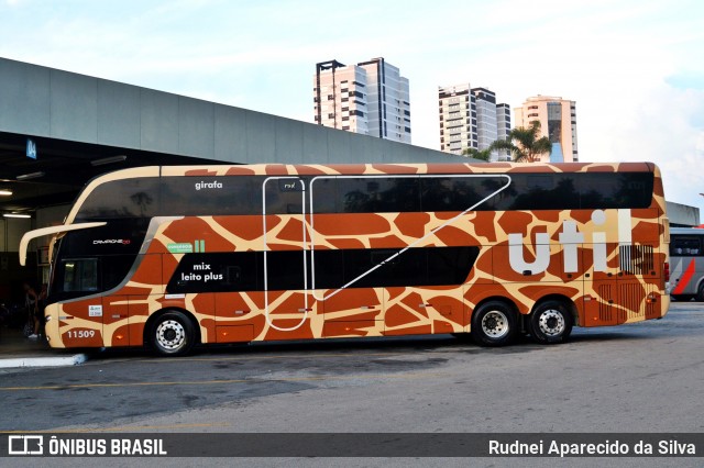 UTIL - União Transporte Interestadual de Luxo 11509 na cidade de Mogi das Cruzes, São Paulo, Brasil, por Rudnei Aparecido da Silva. Número da foto: #6507992.