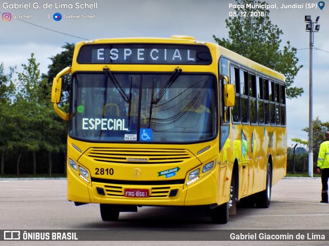 Viação Jundiaiense 2810 na cidade de Jundiaí, São Paulo, Brasil, por Gabriel Giacomin de Lima. Número da foto: #6507811.