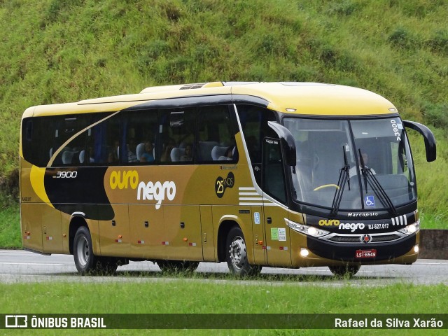 Ouro Negro Transportes e Turismo 3900 na cidade de Petrópolis, Rio de Janeiro, Brasil, por Rafael da Silva Xarão. ID da foto: 6509280.