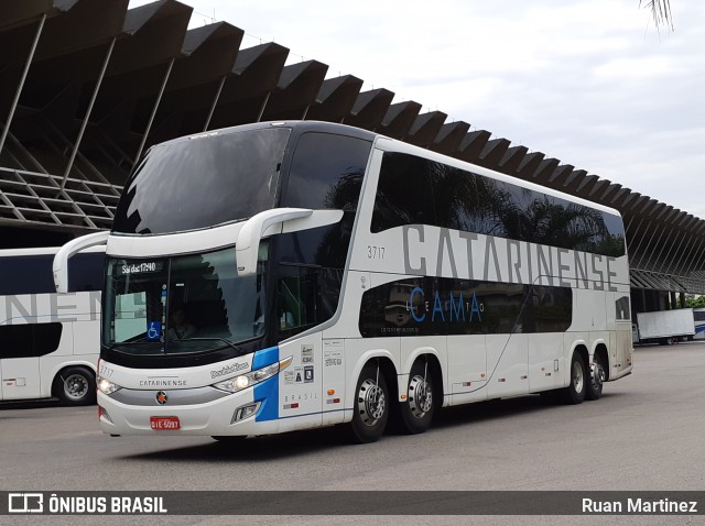 Auto Viação Catarinense 3717 na cidade de Florianópolis, Santa Catarina, Brasil, por Ruan Martinez. Número da foto: #6509600.