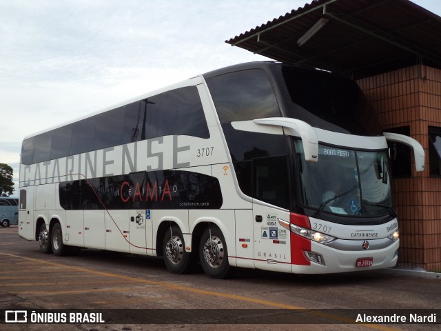 Auto Viação Catarinense 3707 na cidade de Cascavel, Paraná, Brasil, por Alexandre Rodrigo. Número da foto: #6509876.
