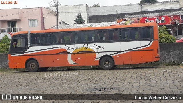 Coletivo Santa Cruz 585 na cidade de São Mateus do Sul, Paraná, Brasil, por Lucas Weber Calizario. ID da foto: 6509375.