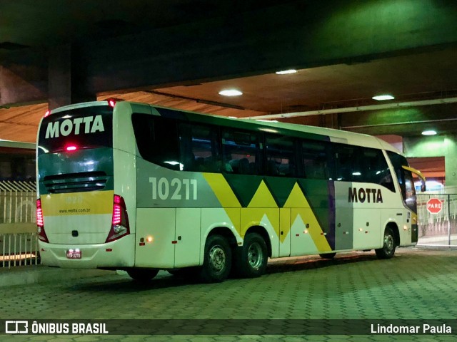 Viação Motta 10211 na cidade de Belo Horizonte, Minas Gerais, Brasil, por Lindomar Paula. ID da foto: 6515466.