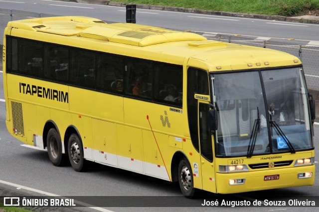 Viação Itapemirim 44217 na cidade de Barra Mansa, Rio de Janeiro, Brasil, por José Augusto de Souza Oliveira. ID da foto: 6516170.