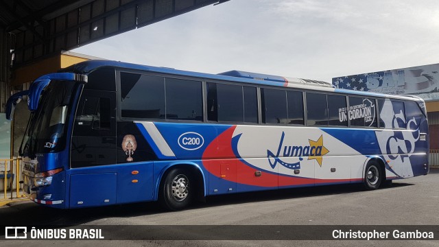 Lumaca C-200 na cidade de Brasil, por Christopher Gamboa. ID da foto: 6516483.