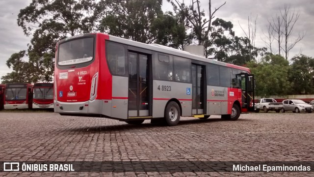 Express Transportes Urbanos Ltda 4 8923 na cidade de São Paulo, São Paulo, Brasil, por Michael Epaminondas. ID da foto: 6530080.