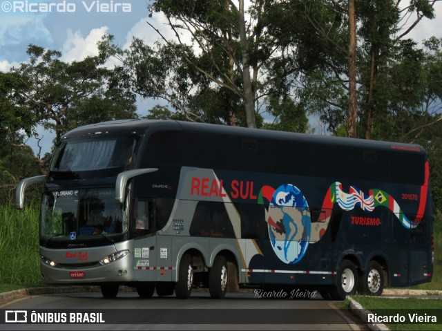 Real Sul Turismo 201570 na cidade de Brasília, Distrito Federal, Brasil, por Ricardo Vieira. ID da foto: 6530576.