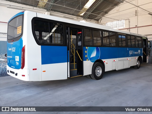 Viação Nossa Senhora das Graças A71561 na cidade de Rio de Janeiro, Rio de Janeiro, Brasil, por Victor  Oliveira. Número da foto: #6534465.