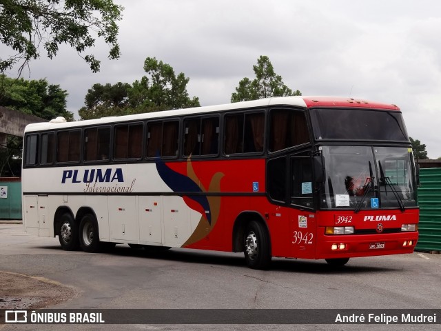 Pluma Conforto e Turismo 3942 na cidade de Curitiba, Paraná, Brasil, por André Felipe Mudrei. ID da foto: 6533908.