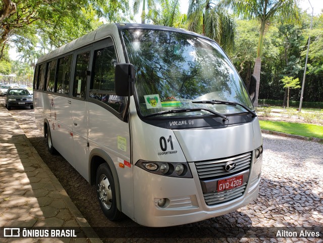 Ônibus Particulares 01 na cidade de Belo Horizonte, Minas Gerais, Brasil, por Ailton Alves. Número da foto: #6535964.