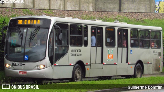 Viação Tamandaré 16L34 na cidade de Curitiba, Paraná, Brasil, por Guilherme Bomfim. Número da foto: #6539719.