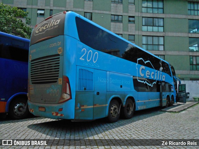 Cecília Tur 200 na cidade de Petrópolis, Rio de Janeiro, Brasil, por Zé Ricardo Reis. Número da foto: #6539115.