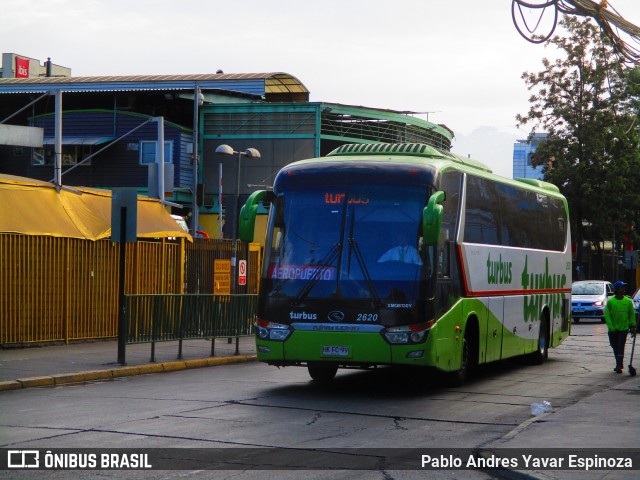 TurBus 2620 na cidade de Estación Central, Santiago, Metropolitana de Santiago, Chile, por Pablo Andres Yavar Espinoza. ID da foto: 6480857.