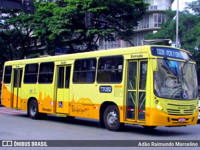Viação Getúlio Vargas 20226 na cidade de Belo Horizonte, Minas Gerais, Brasil, por Adão Raimundo Marcelino. Número da foto: #6484477.