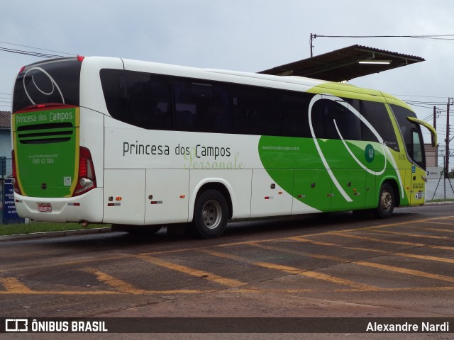 Expresso Princesa dos Campos 6215 na cidade de Cascavel, Paraná, Brasil, por Alexandre Rodrigo. ID da foto: 6482785.