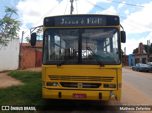 Escolares 5817 na cidade de Luís Eduardo Magalhães, Bahia, Brasil, por Matheus Zeferino. Número da foto: #6483531.