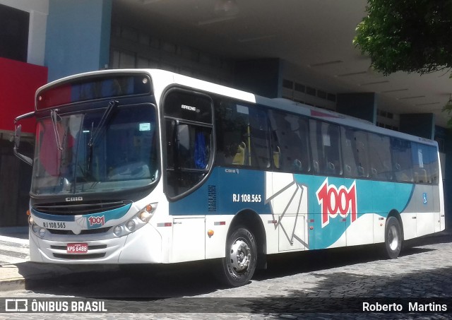 Auto Viação 1001 RJ 108.565 na cidade de Araruama, Rio de Janeiro, Brasil, por Roberto  Martins. ID da foto: 6482823.