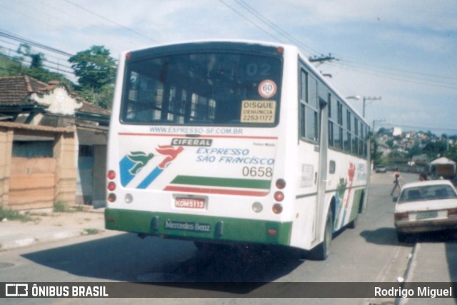 Expresso São Francisco 0658 na cidade de Nilópolis, Rio de Janeiro, Brasil, por Rodrigo Miguel. Número da foto: #6488891.