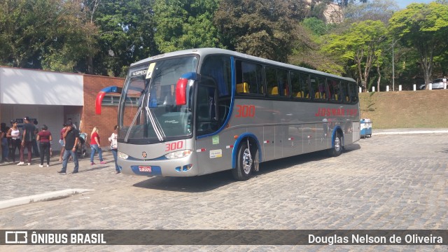 Josmar Tur 300 na cidade de Brasil, por Douglas Nelson de Oliveira. ID da foto: 6489659.