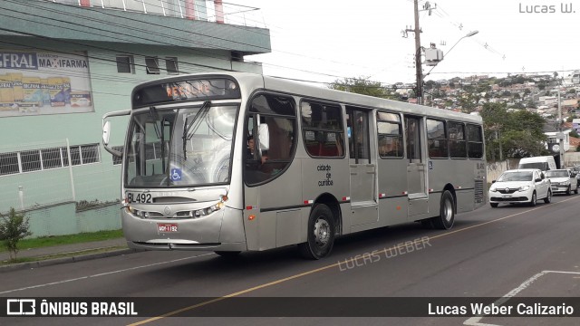 Transporte Coletivo Glória BL492 na cidade de Curitiba, Paraná, Brasil, por Lucas Weber Calizario. ID da foto: 6488609.