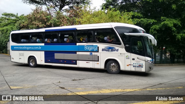 Auto Viação Bragança 18.030 na cidade de São Paulo, São Paulo, Brasil, por Fábio Santos. Número da foto: #6492642.