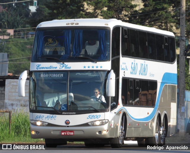 São João Turismo 5200 na cidade de Conselheiro Lafaiete, Minas Gerais, Brasil, por Rodrigo  Aparecido. ID da foto: 6494537.