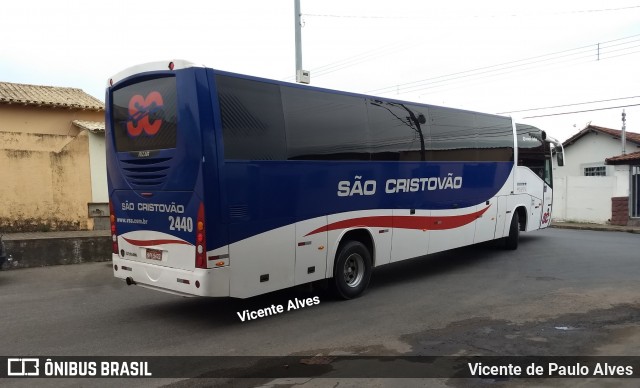 Viação São Cristóvão 2440 na cidade de Santo Antônio do Monte, Minas Gerais, Brasil, por Vicente de Paulo Alves. ID da foto: 6565676.