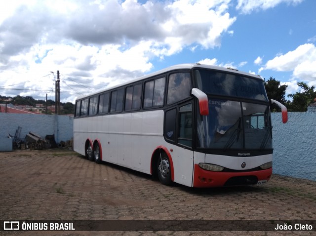 Ônibus Particulares 2006 na cidade de Itapetininga, São Paulo, Brasil, por João Cleto. Número da foto: #6566990.