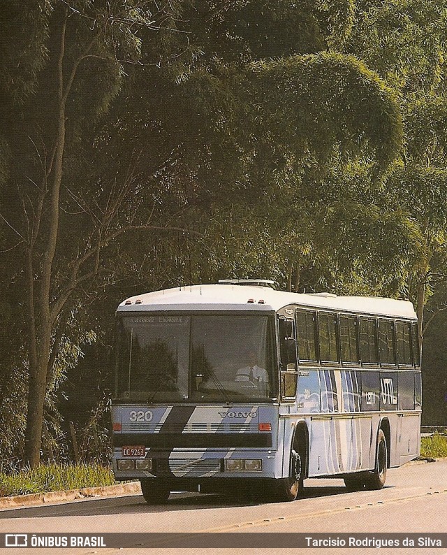 UTIL - União Transporte Interestadual de Luxo 320 na cidade de Brasil, por Tarcisio Rodrigues da Silva. ID da foto: 6565718.