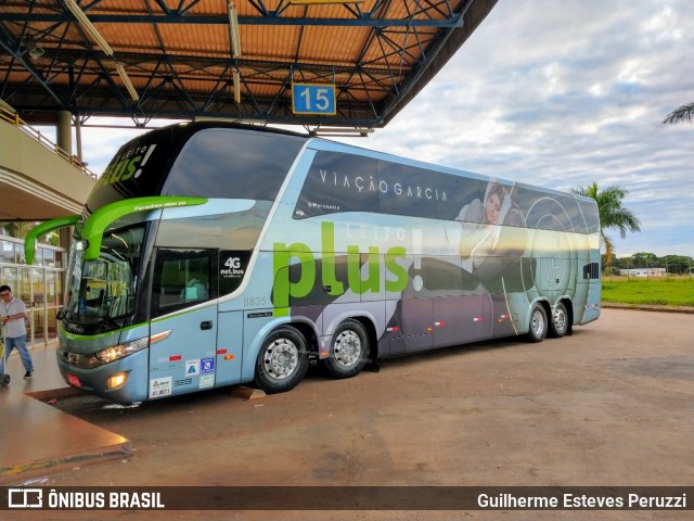 Viação Garcia 8835 na cidade de Campo Mourão, Paraná, Brasil, por Guilherme Esteves Peruzzi. Número da foto: #6566387.