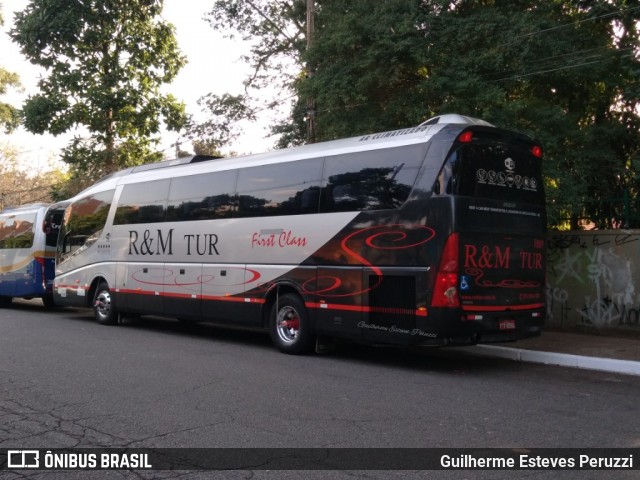 R&M Tur 1069 na cidade de São Paulo, São Paulo, Brasil, por Guilherme Esteves Peruzzi. Número da foto: #6569007.