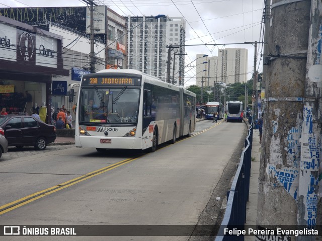 Metra - Sistema Metropolitano de Transporte 8205 na cidade de Diadema, São Paulo, Brasil, por Felipe Pereira Evangelista. Número da foto: #6568989.