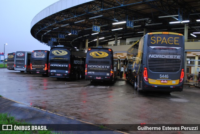 Expresso Nordeste 5446 na cidade de Campo Mourão, Paraná, Brasil, por Guilherme Esteves Peruzzi. Número da foto: #6571292.