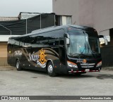 Ônibus Particulares SJB17098 na cidade de Brasil, por Fernando Gonzalez Garita. Número da foto: #6570641.