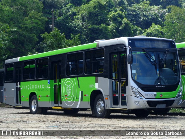 Viação Garcia 81095 na cidade de Duque de Caxias, Rio de Janeiro, Brasil, por Leandro de Sousa Barbosa. Número da foto: #6581732.