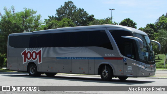 Auto Viação 1001 RJ 108.107 na cidade de Taubaté, São Paulo, Brasil, por Alex Ramos Ribeiro. ID da foto: 6582293.