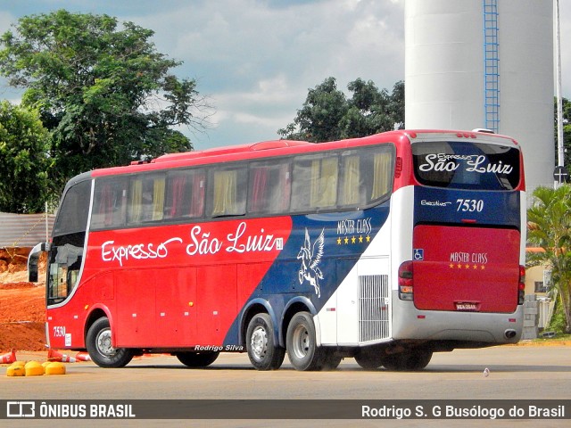 Expresso São Luiz 7530 na cidade de Goiânia, Goiás, Brasil, por Rodrigo S. G Busólogo do Brasil. ID da foto: 6581900.