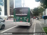 Via Sul Transportes Urbanos 5 2301 na cidade de São Paulo, São Paulo, Brasil, por Rafael Lopes de Oliveira. ID da foto: :id.