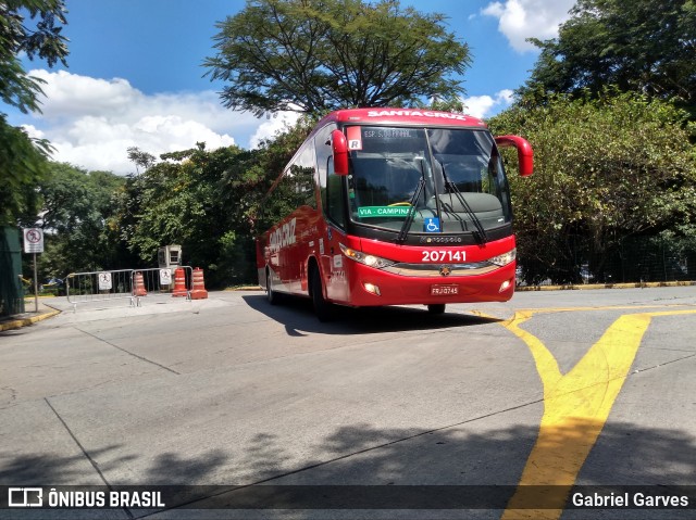 Viação Santa Cruz 207141 na cidade de São Paulo, São Paulo, Brasil, por Gabriel Garves. ID da foto: 6585364.