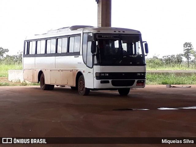 Ônibus Particulares 1350 na cidade de Anápolis, Goiás, Brasil, por Miqueias Silva. Número da foto: #6543884.