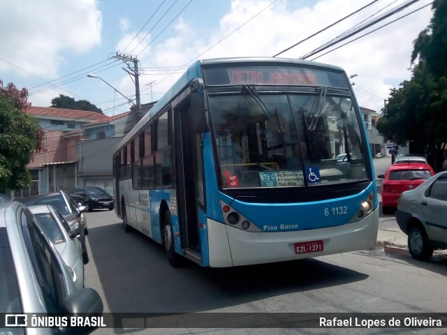 Viação Cidade Dutra 6 1132 na cidade de São Paulo, São Paulo, Brasil, por Rafael Lopes de Oliveira. ID da foto: 6544794.