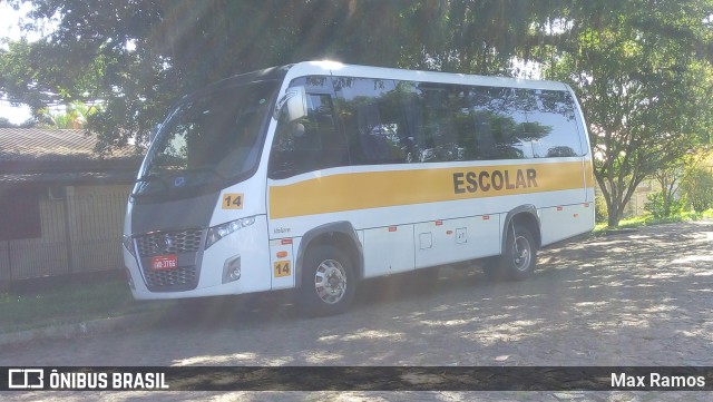 Escolares 14 na cidade de Viamão, Rio Grande do Sul, Brasil, por Max Ramos. ID da foto: 6592899.