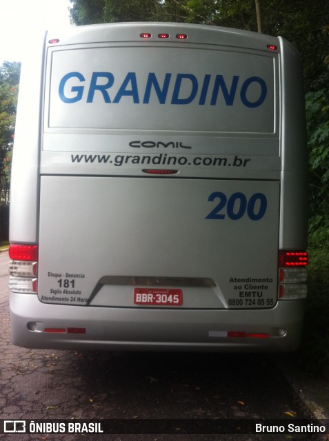 Grandino Transportes 200 na cidade de Taboão da Serra, São Paulo, Brasil, por Bruno Santino. Número da foto: #6592146.