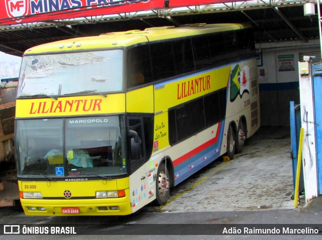 LilianTur 20000 na cidade de Belo Horizonte, Minas Gerais, Brasil, por Adão Raimundo Marcelino. ID da foto: 6593798.