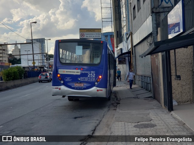 Expresso SBC 252 na cidade de São Bernardo do Campo, São Paulo, Brasil, por Felipe Pereira Evangelista. Número da foto: #6593280.